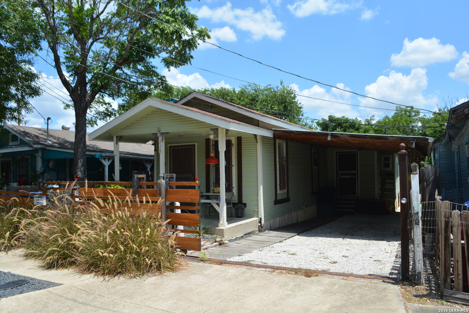 main property photo 4