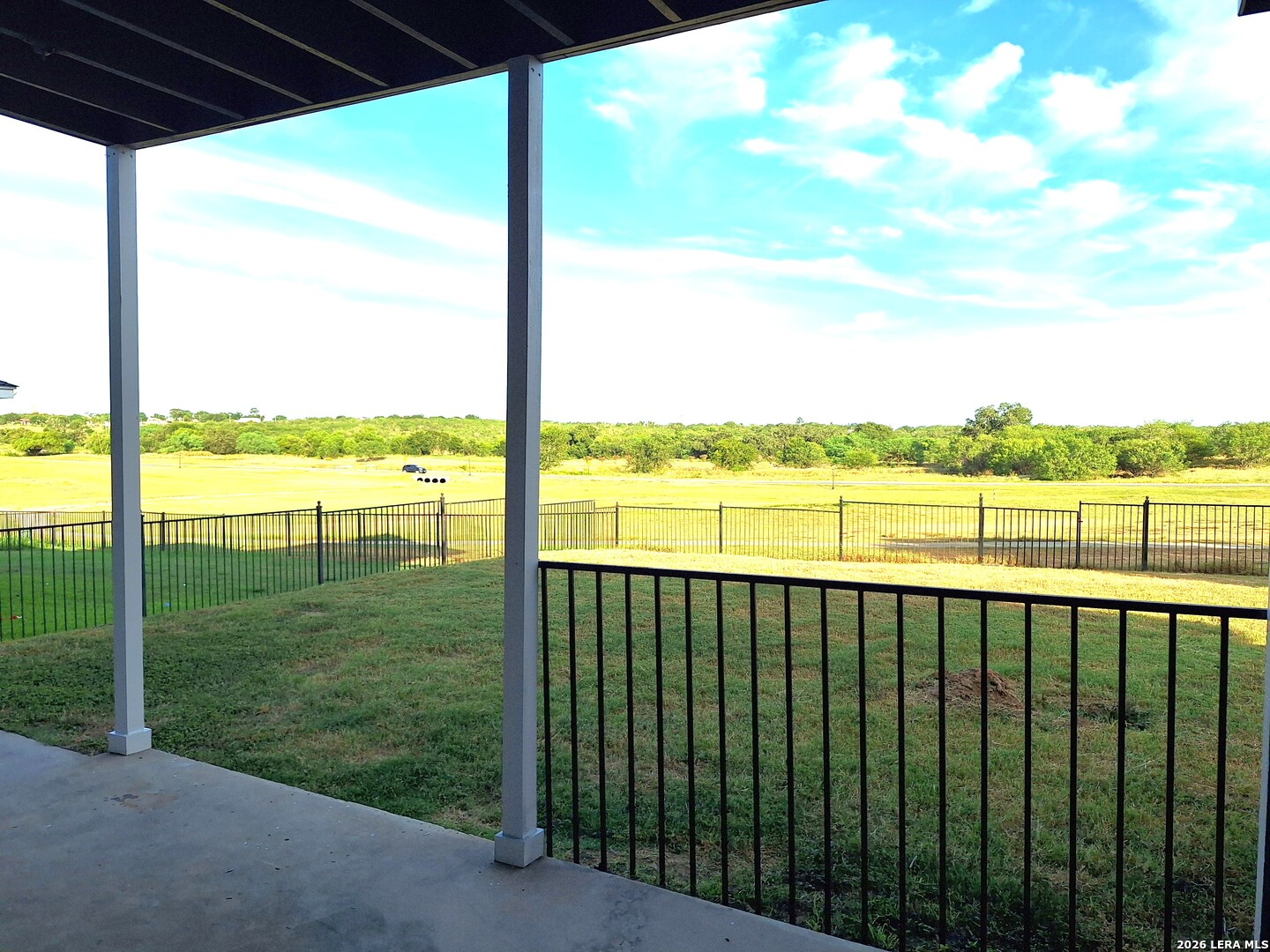 main property photo 13