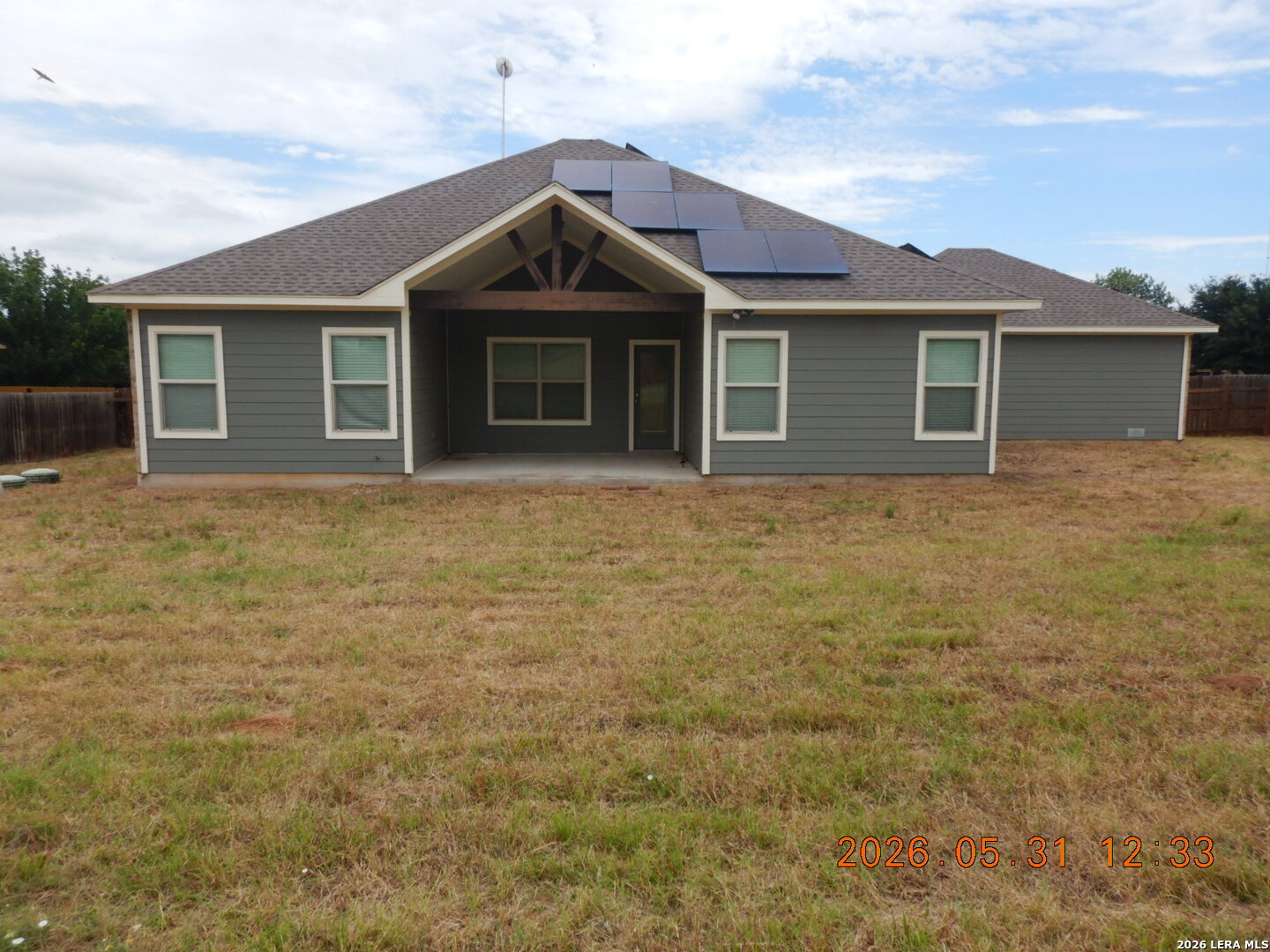 main property photo 14