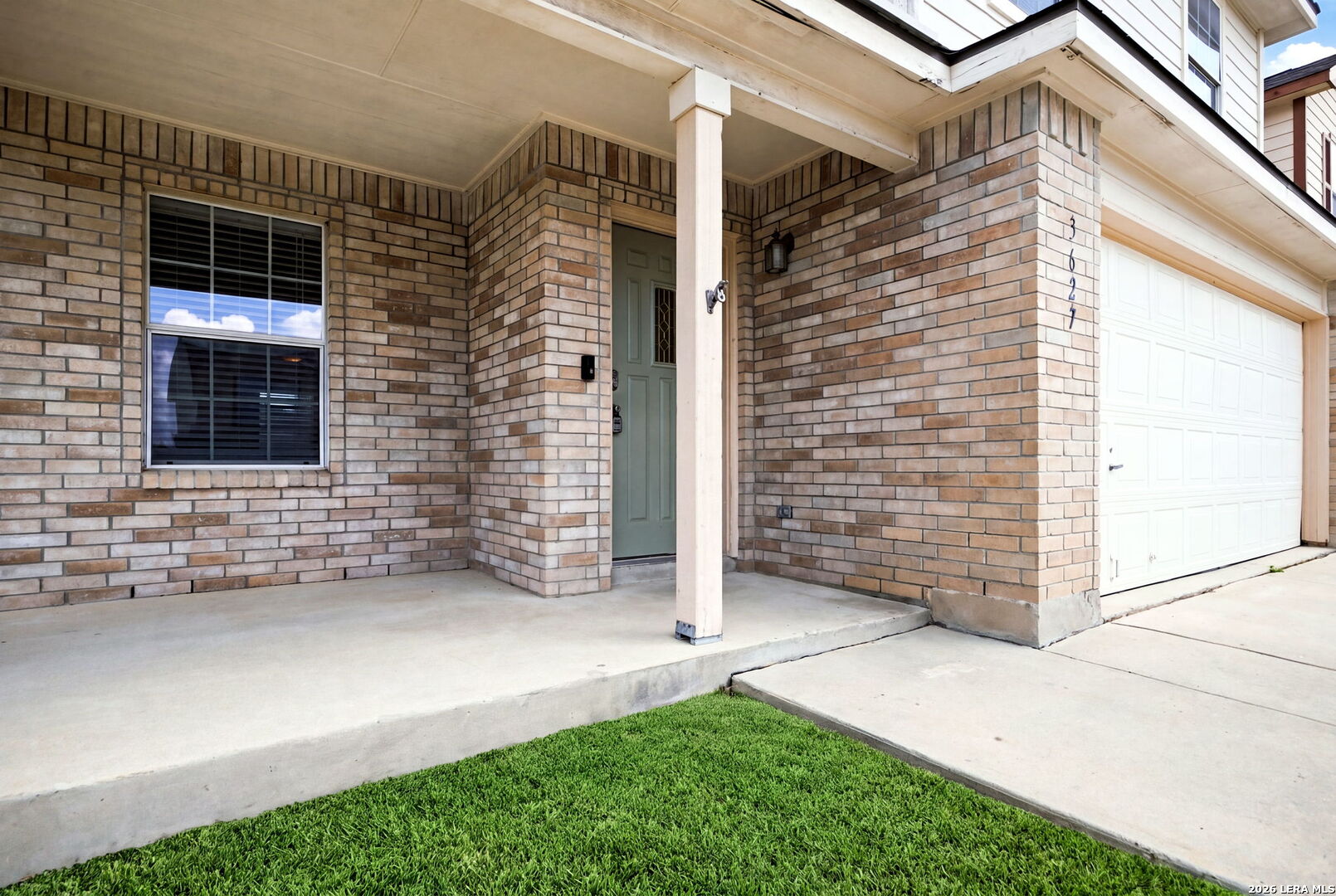 main property photo 2