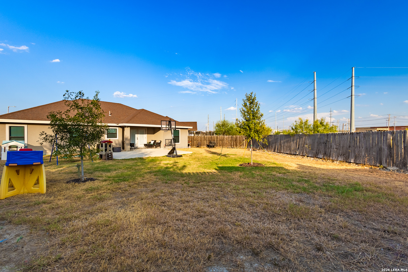 main property photo 34