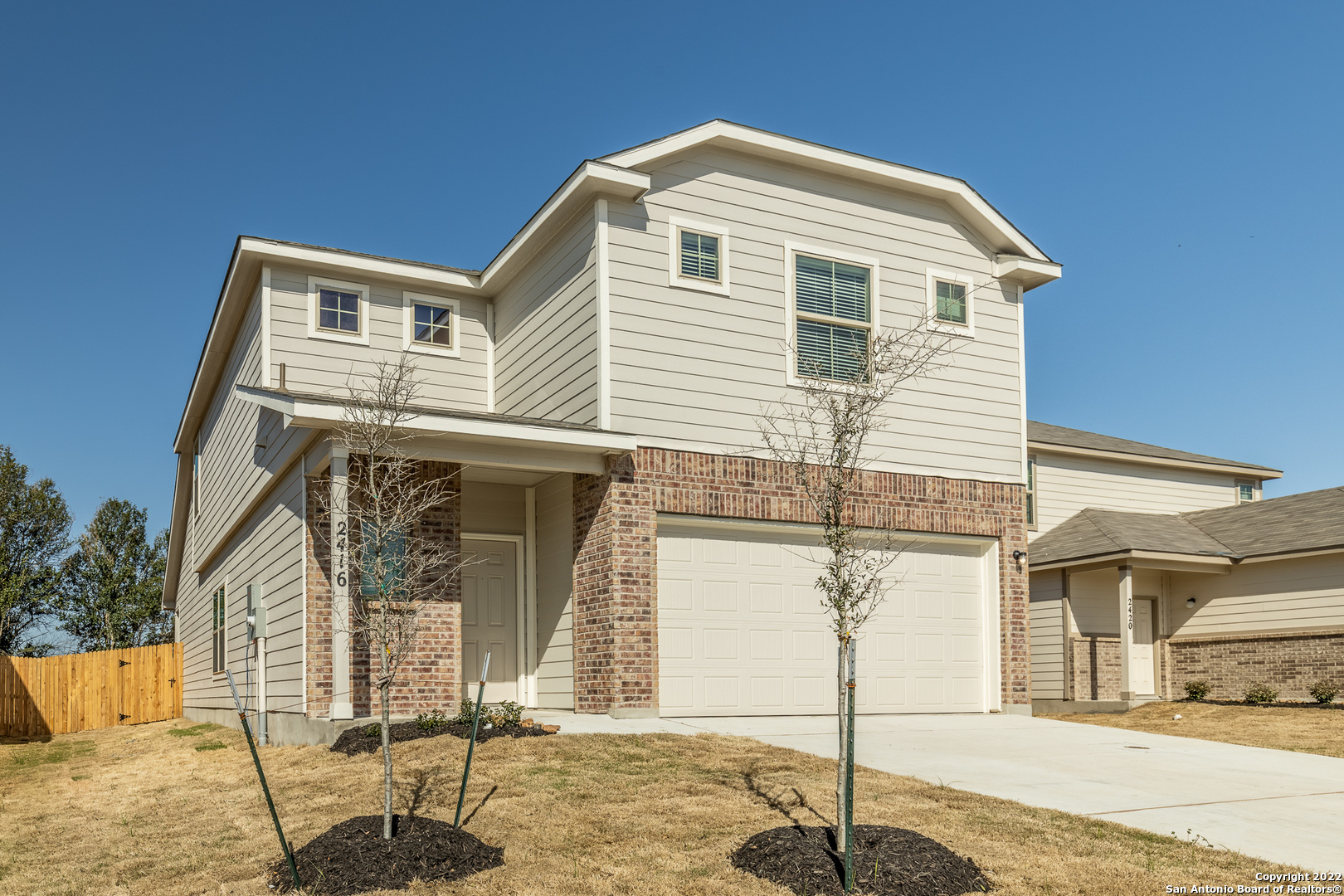 main property photo 0