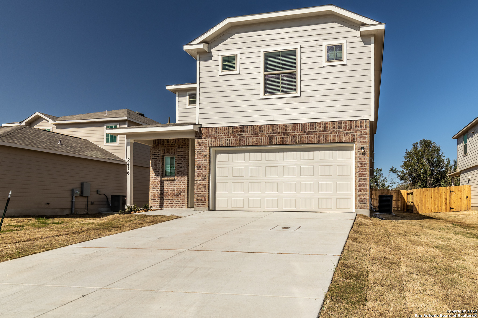main property photo 2
