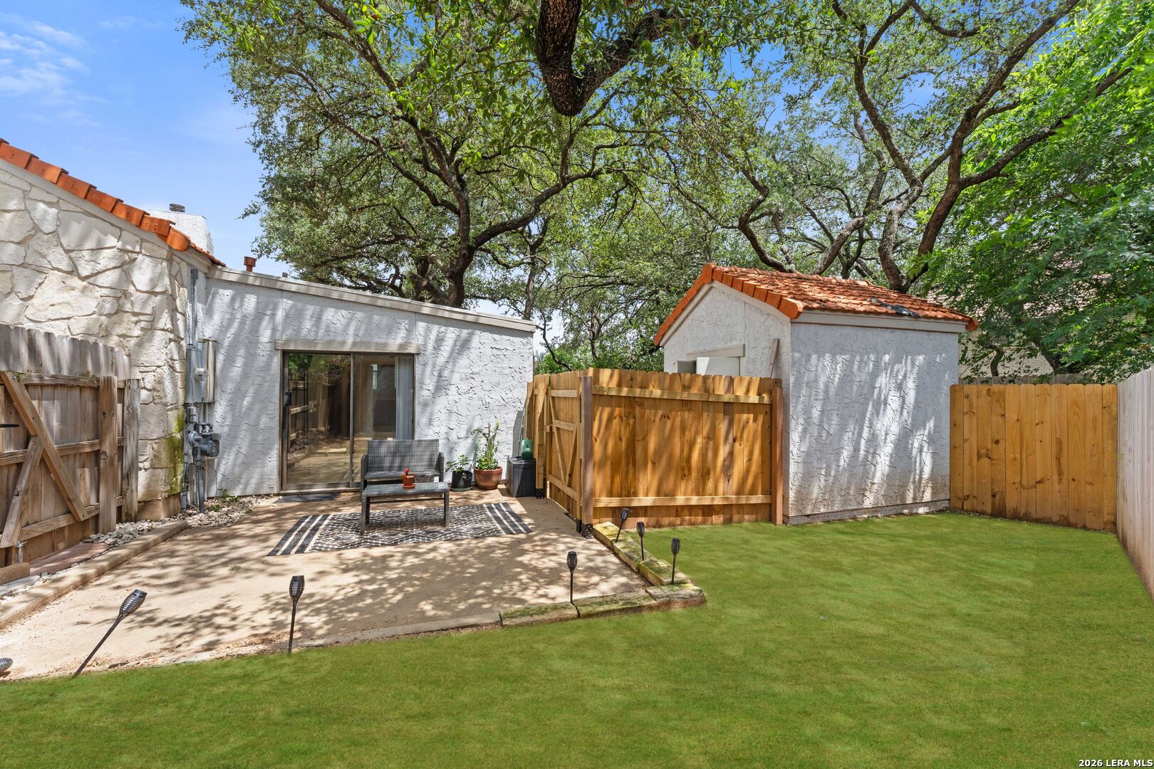 main property photo 50