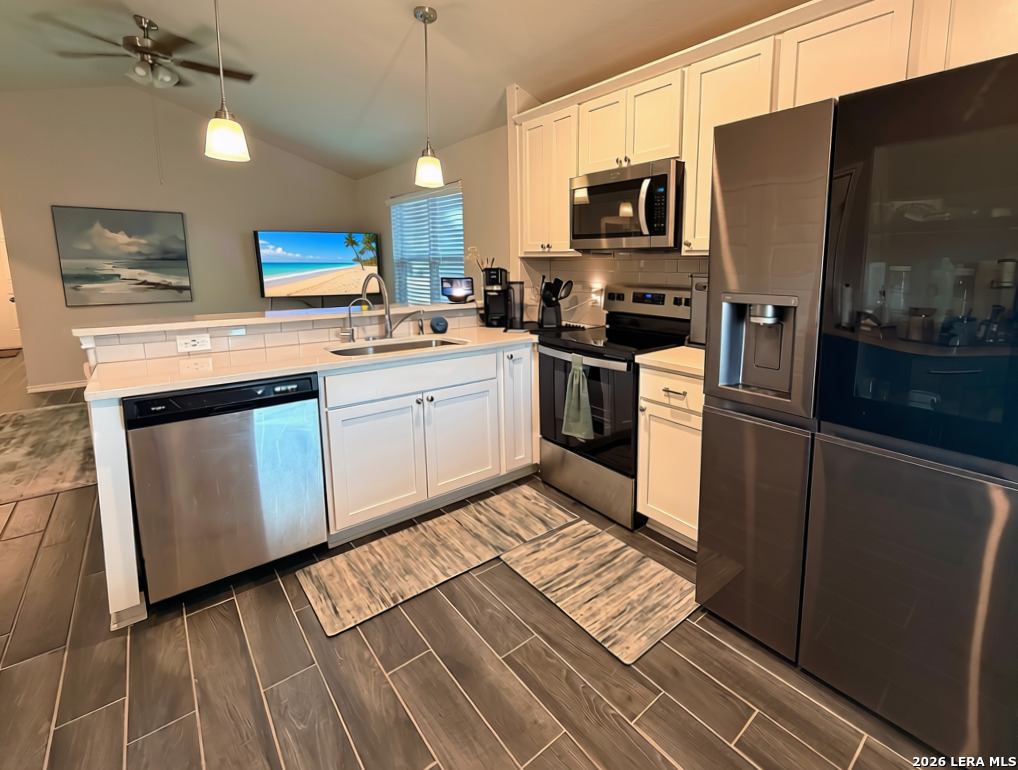 main property photo 6