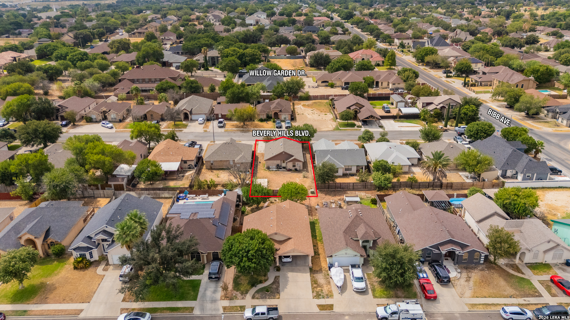 main property photo 32