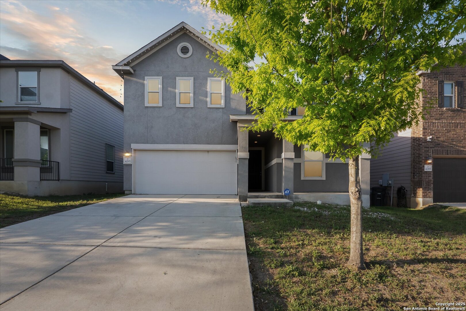 main property photo 0