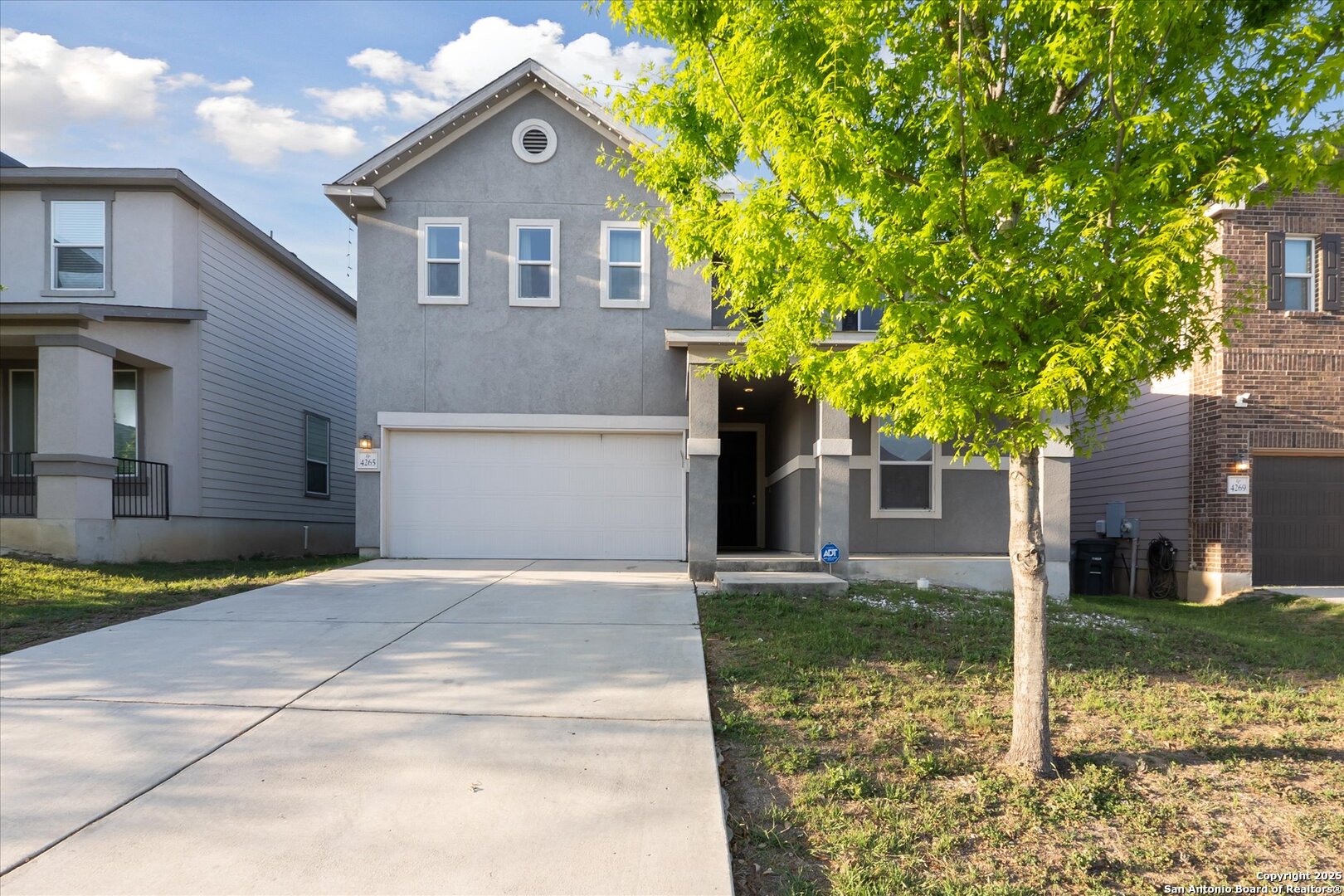 main property photo 2