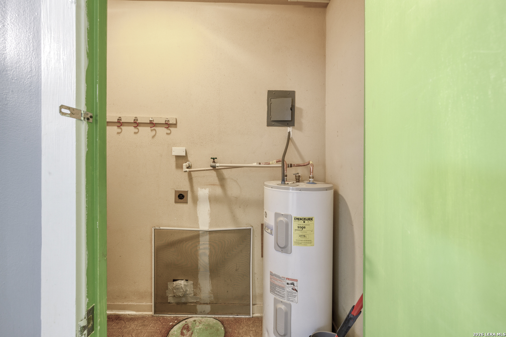 main property photo 20