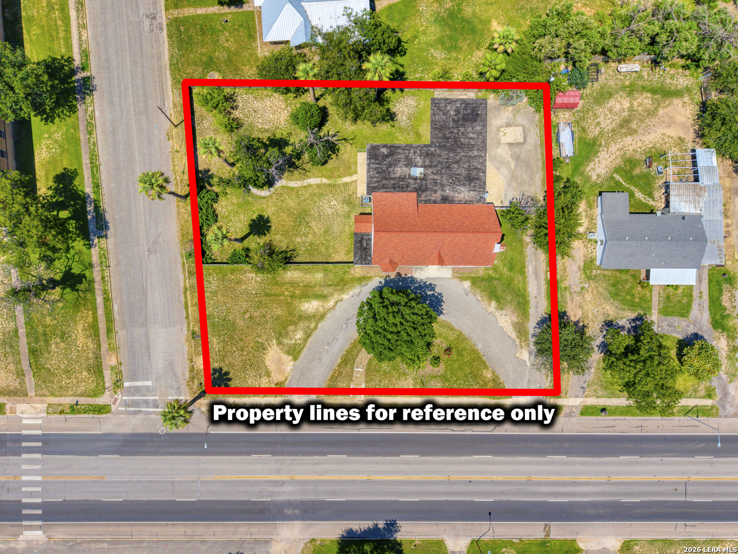 main property photo 39