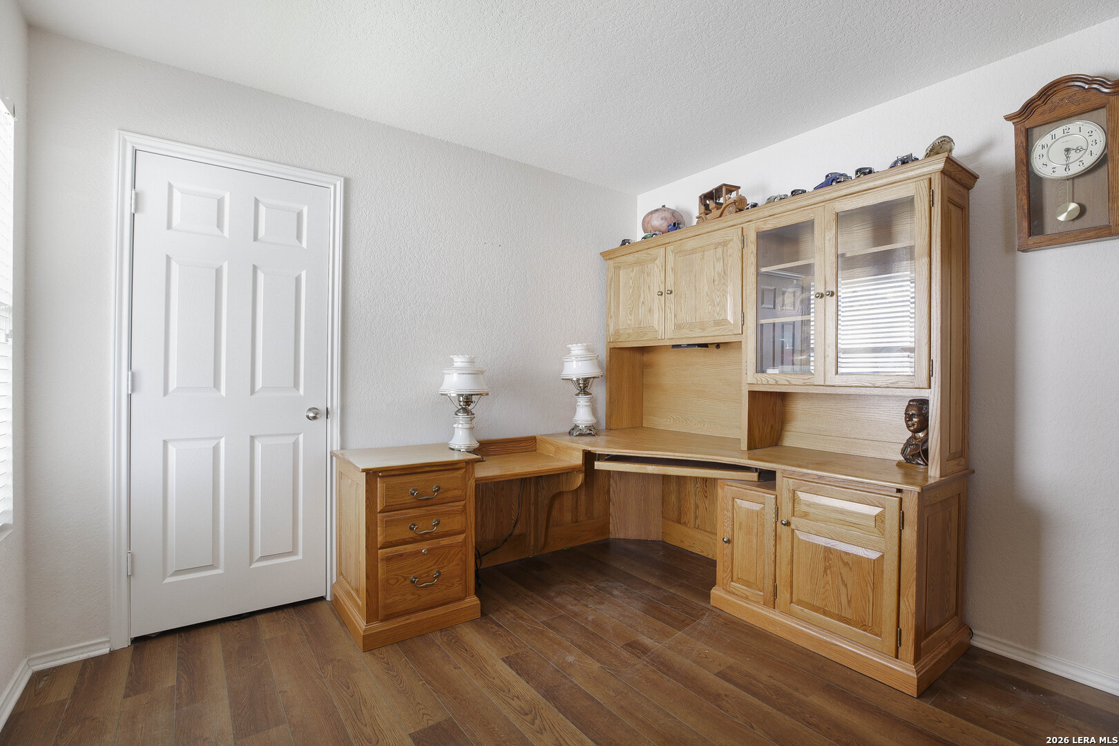 main property photo 15