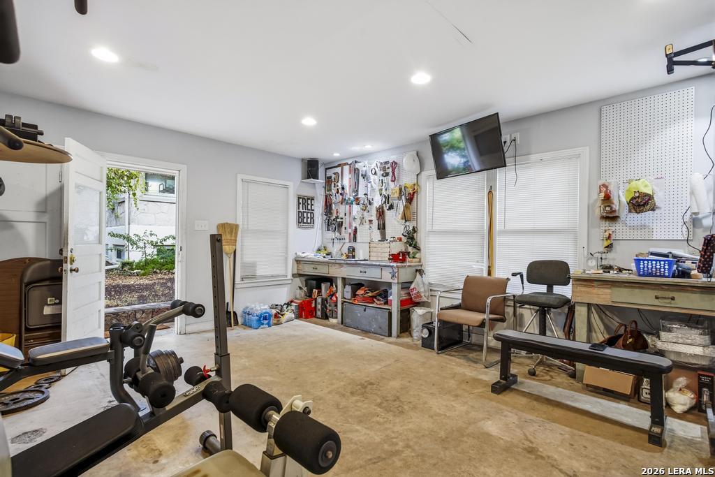 main property photo 51