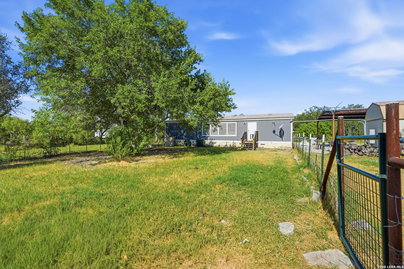 main property photo 36
