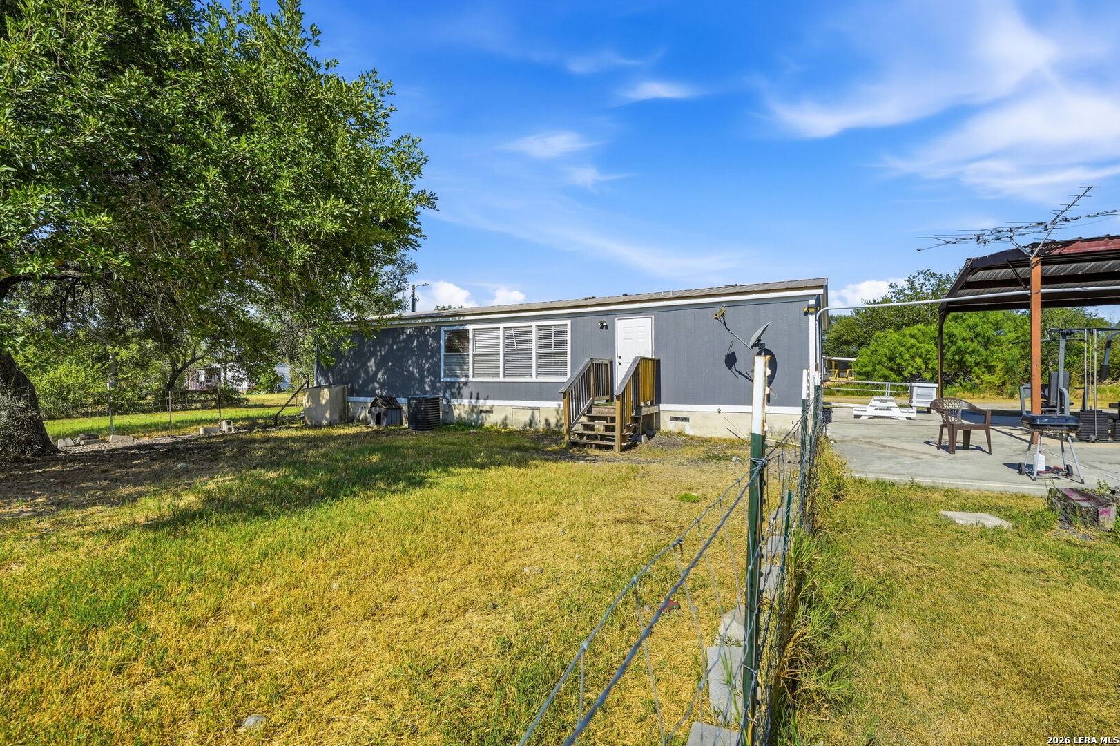 main property photo 38