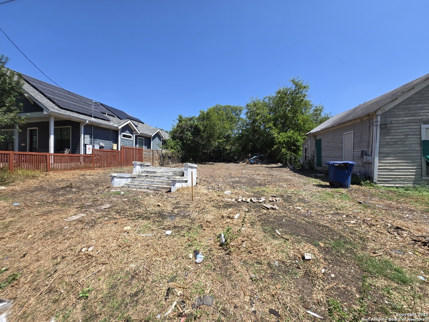 main property photo 4