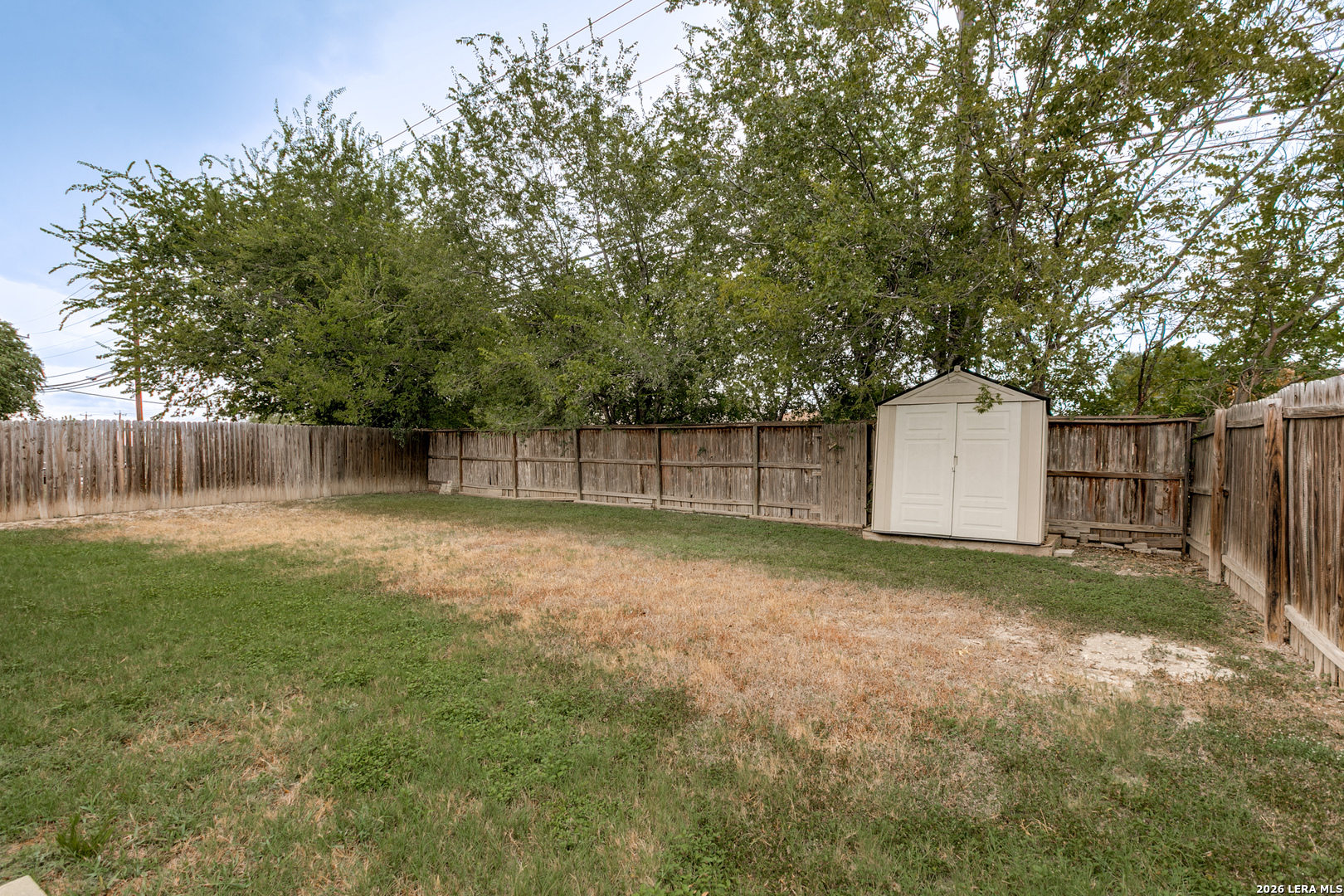 main property photo 31