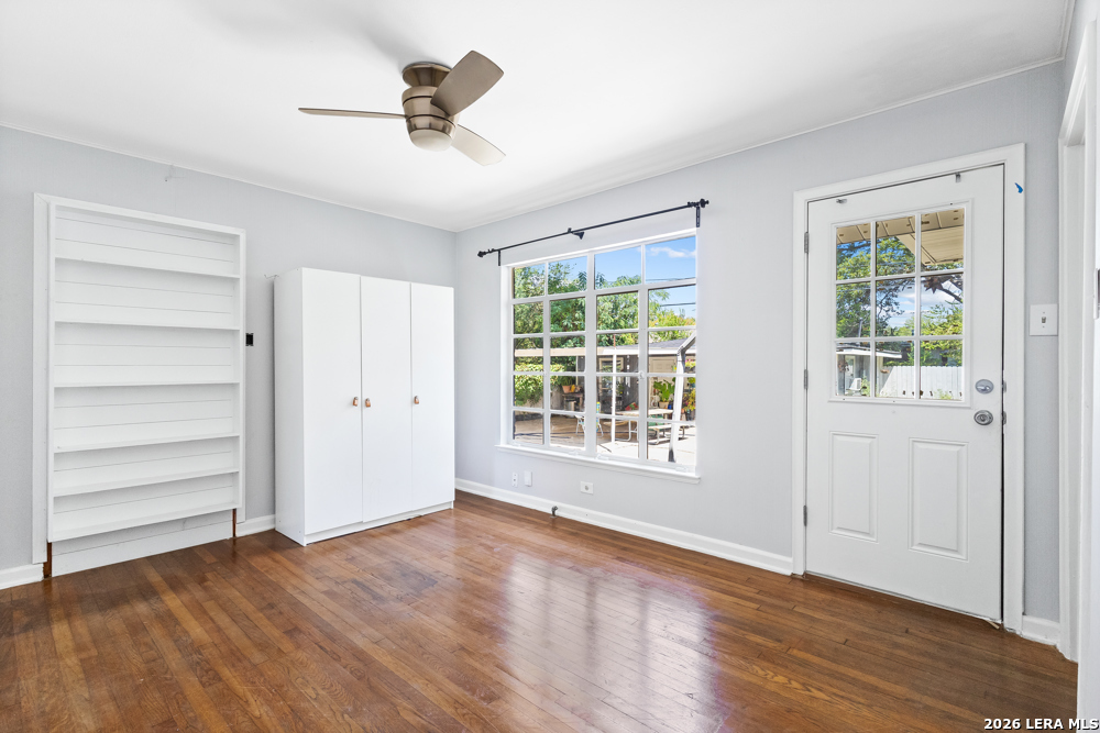 main property photo 22