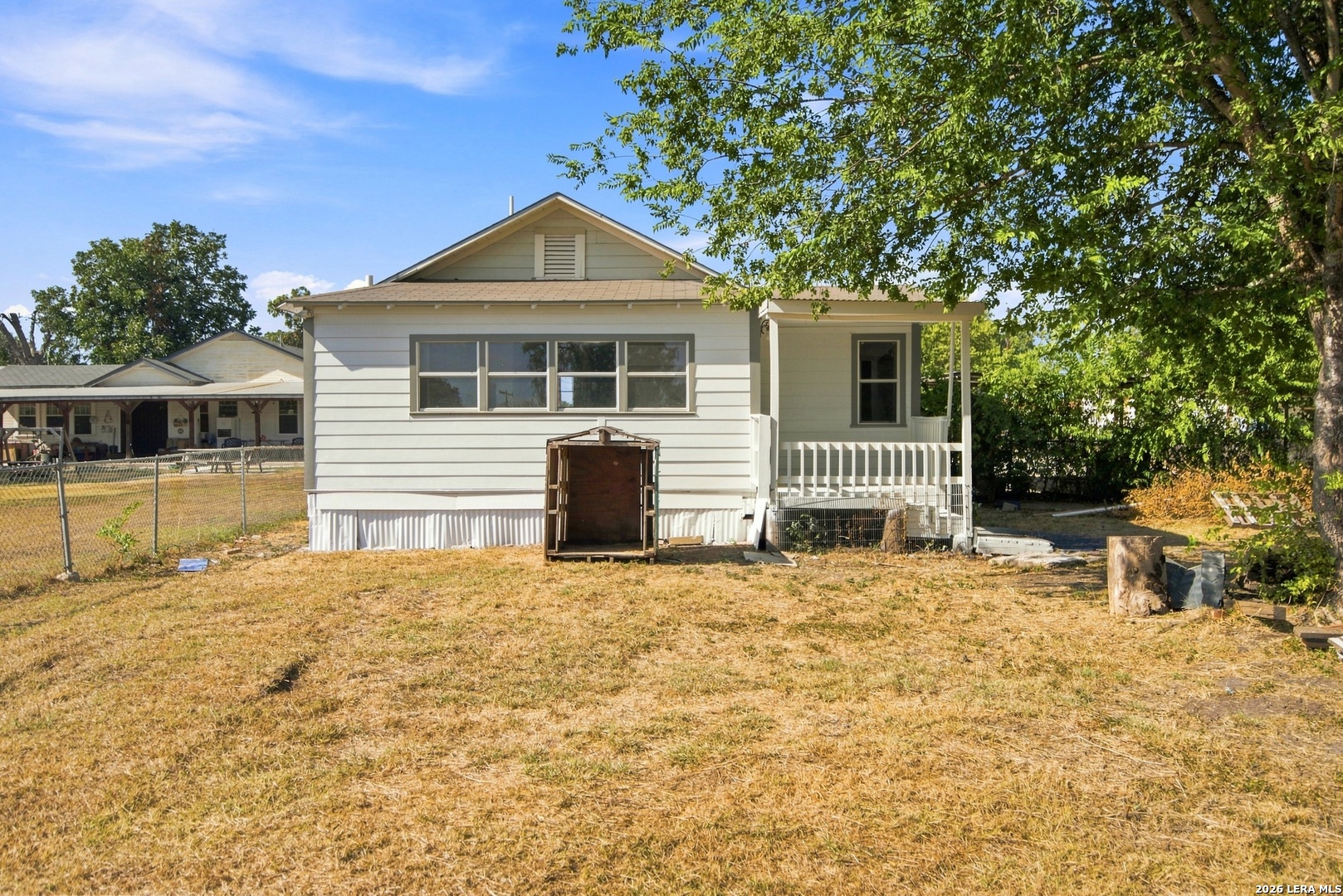 main property photo 29