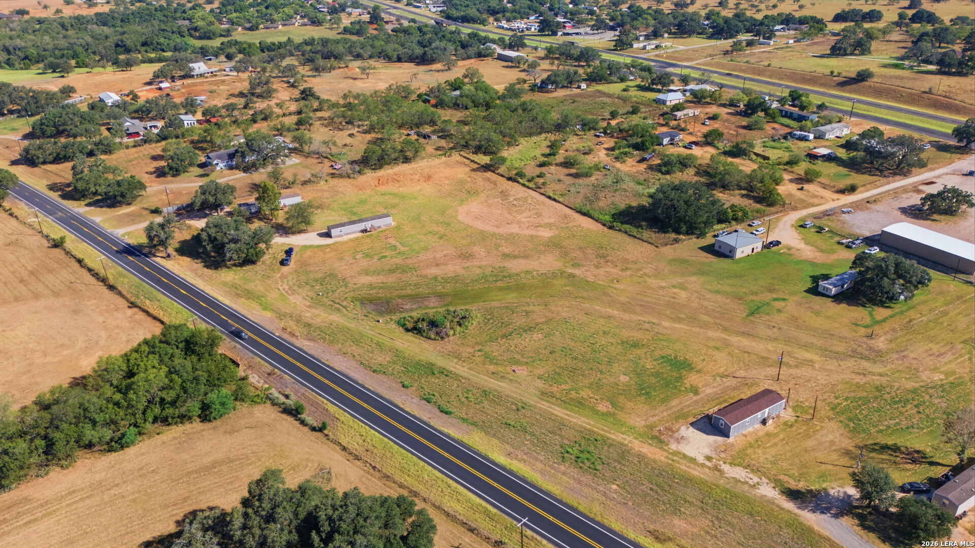 main property photo 10