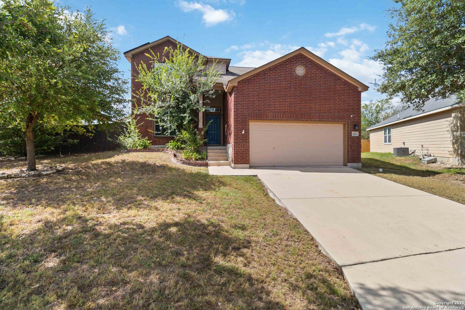 main property photo 28