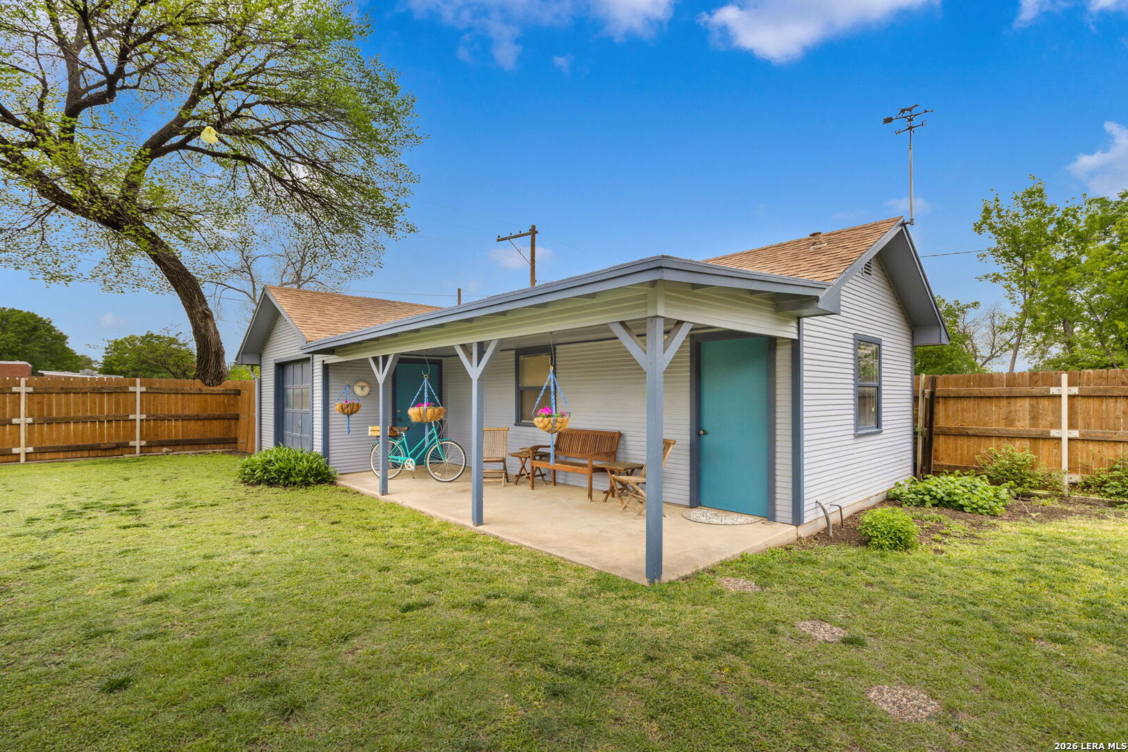 main property photo 31