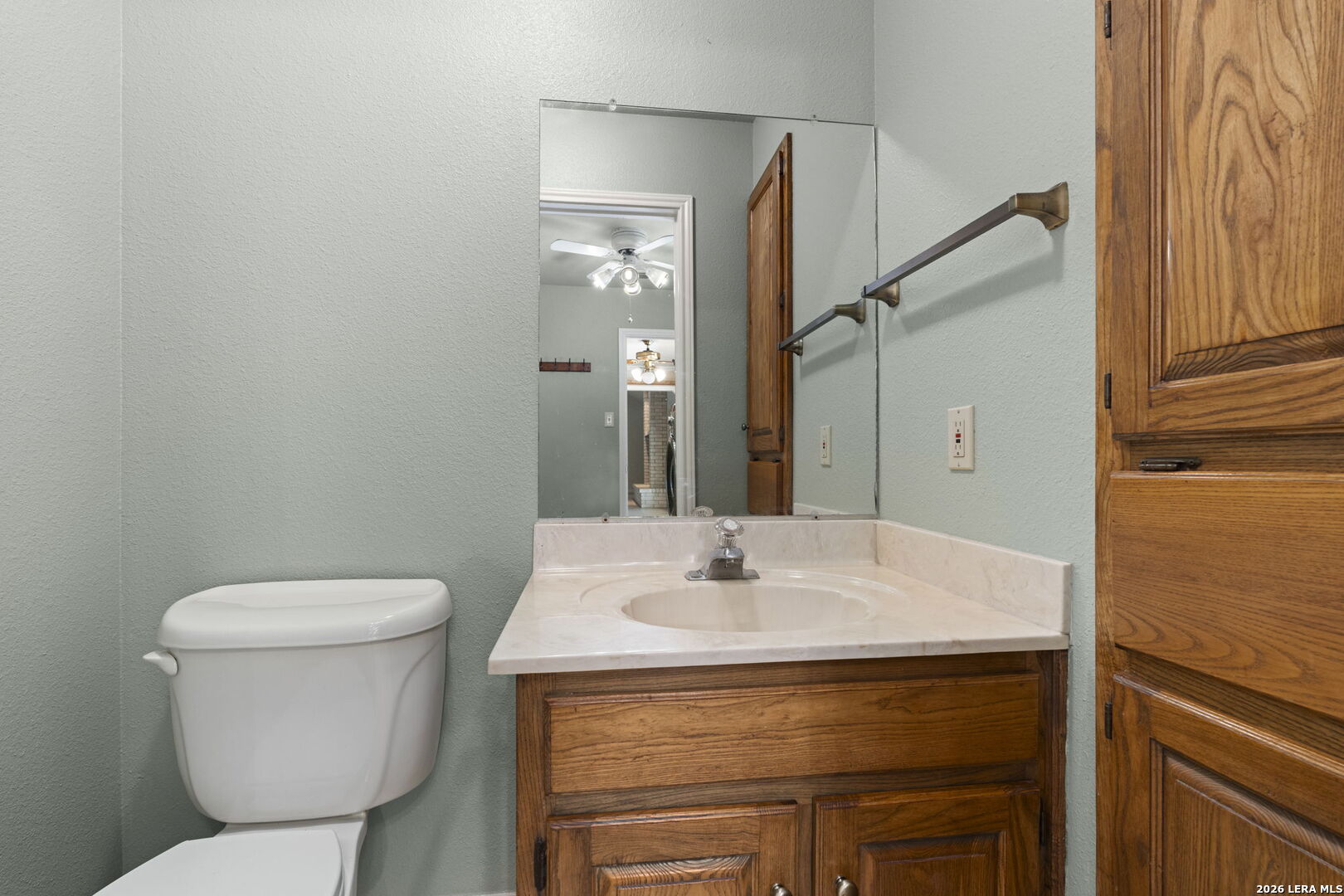 main property photo 19