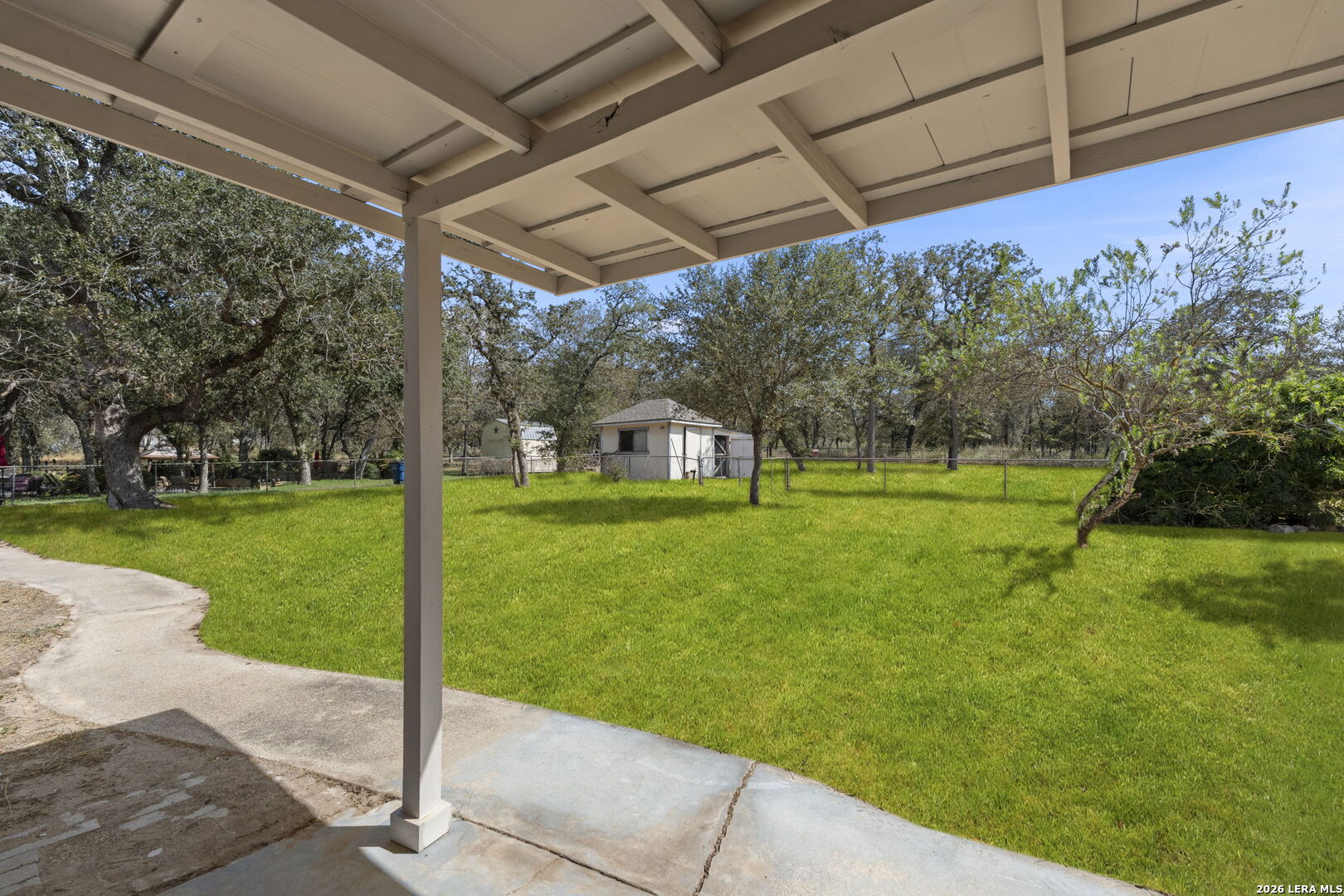 main property photo 30
