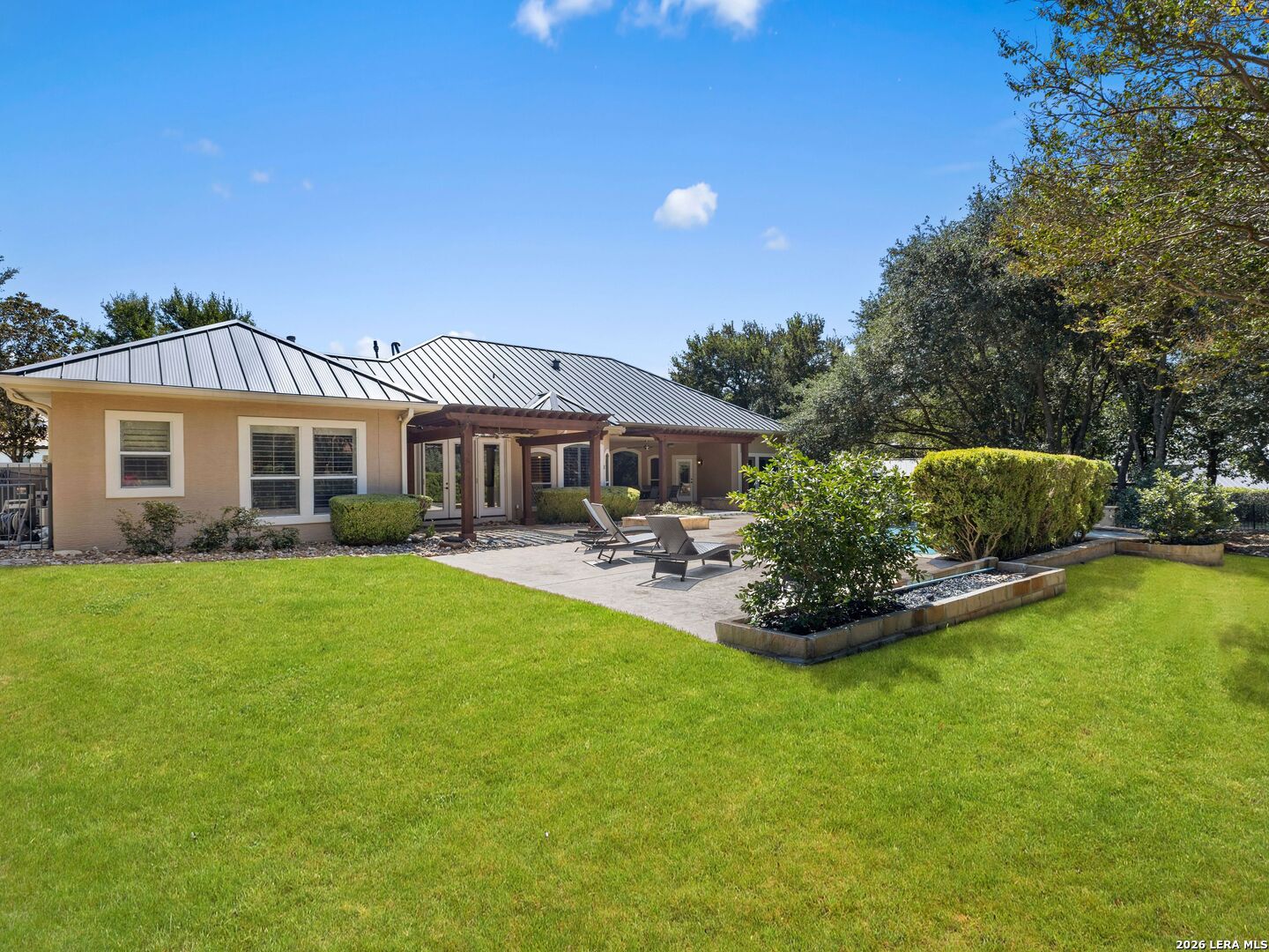 main property photo 42