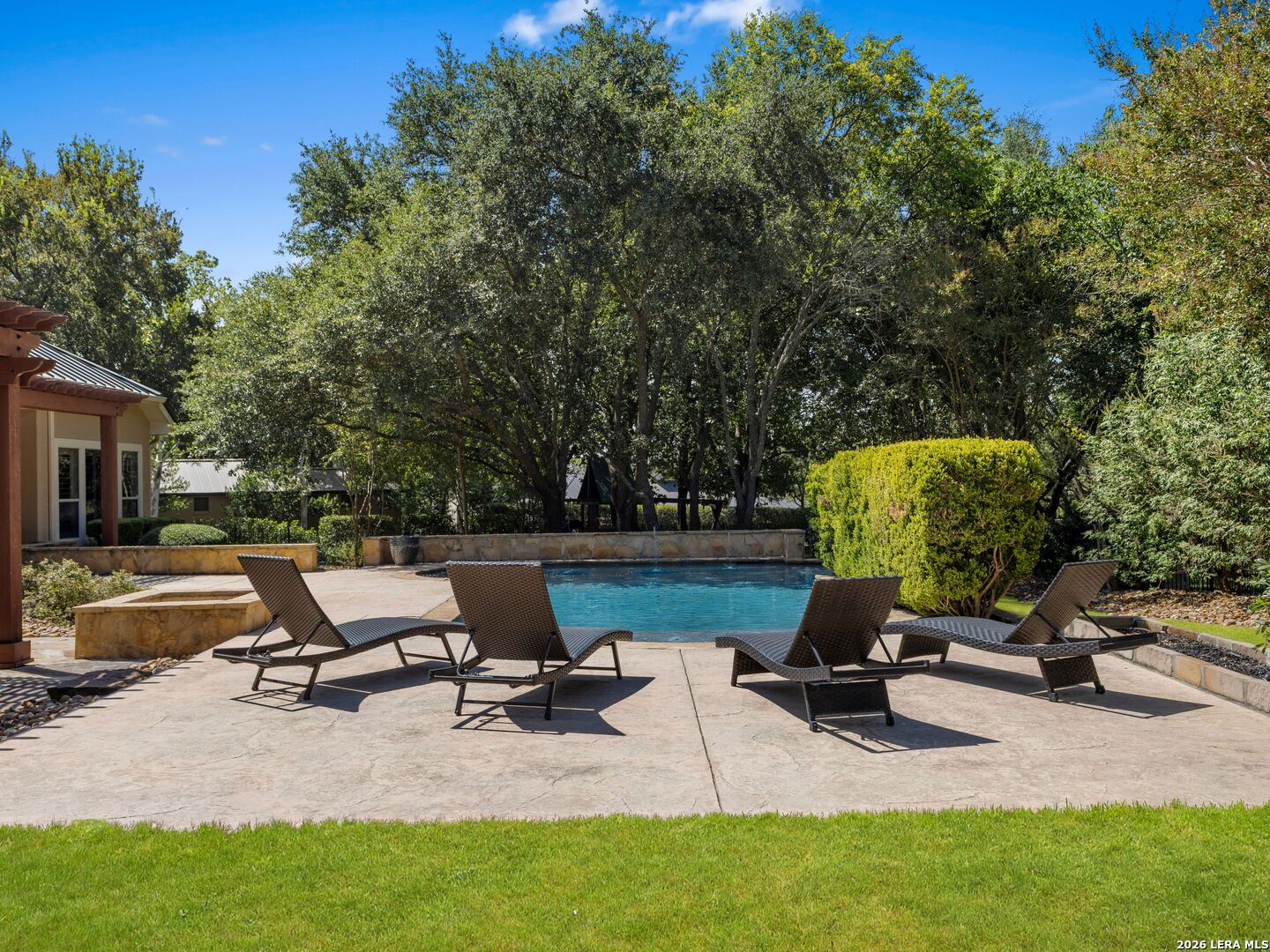 main property photo 46