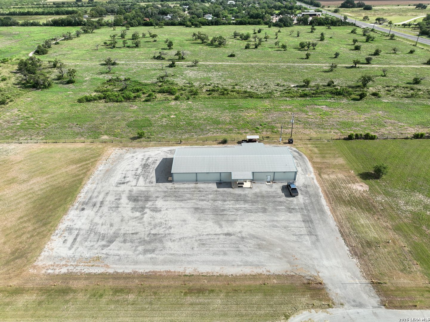 main property photo 3