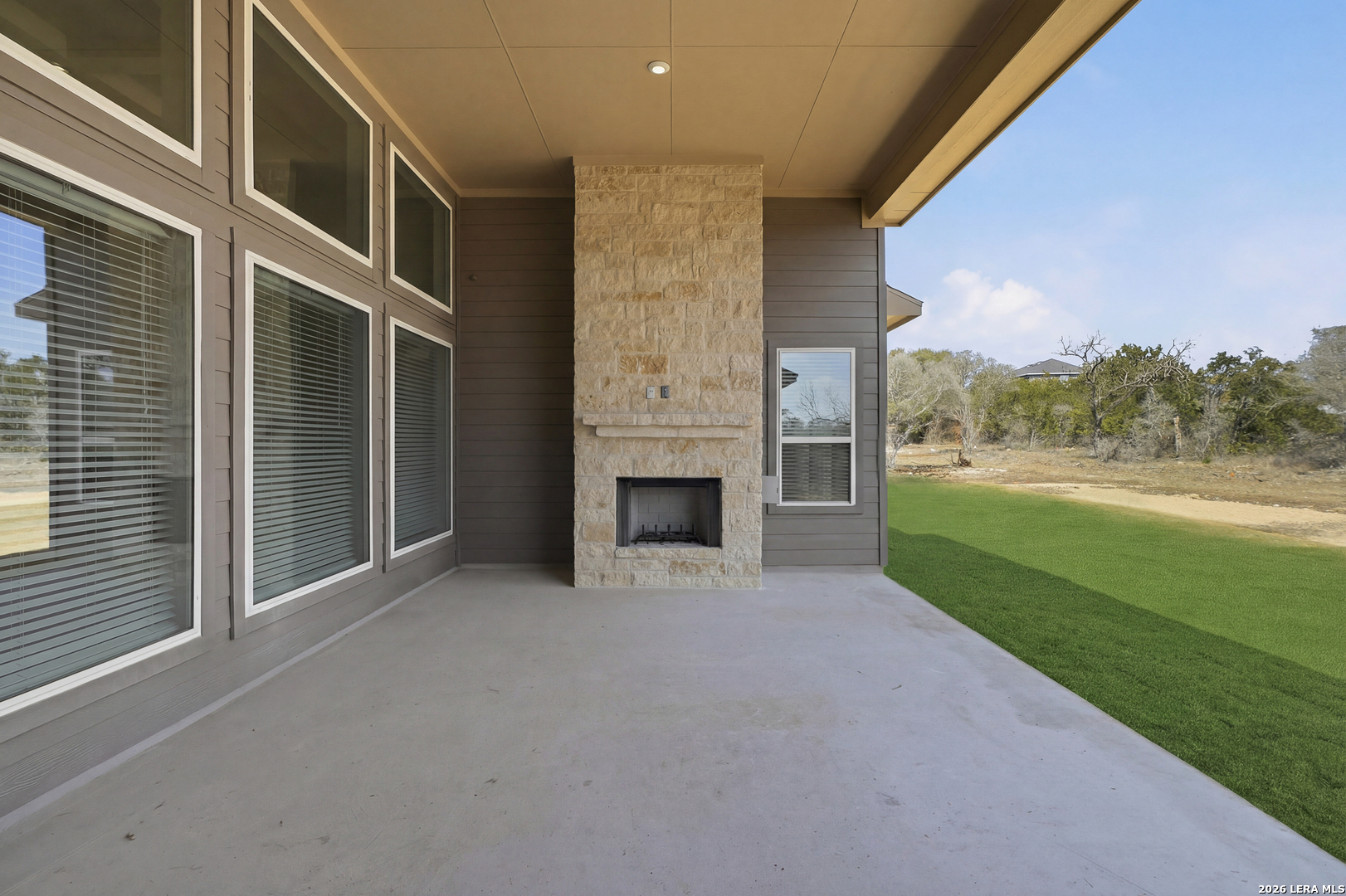 main property photo 43
