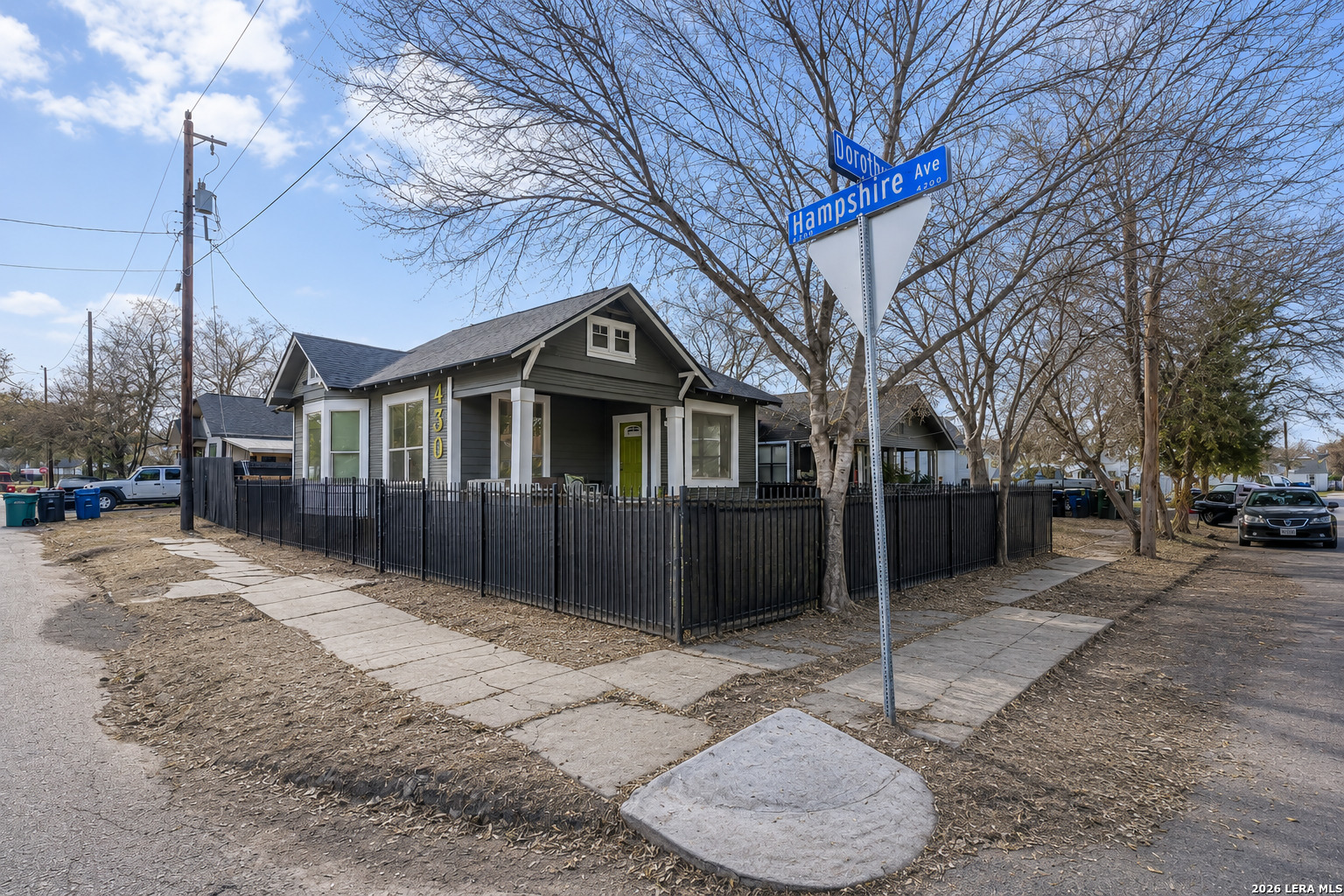main property photo 18