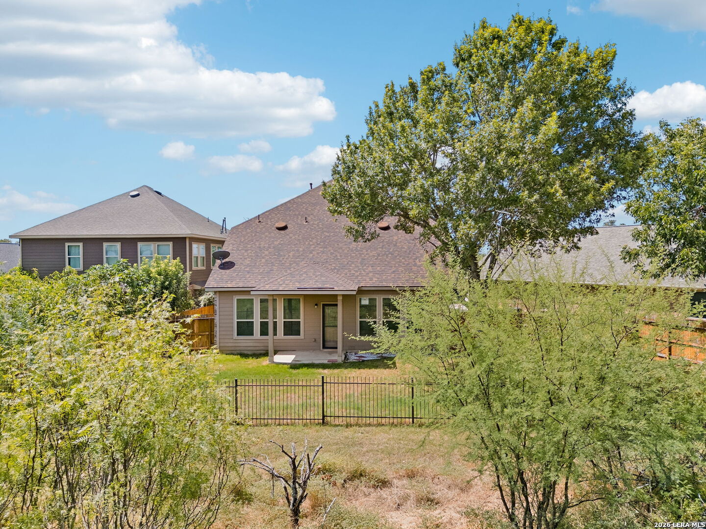 main property photo 47