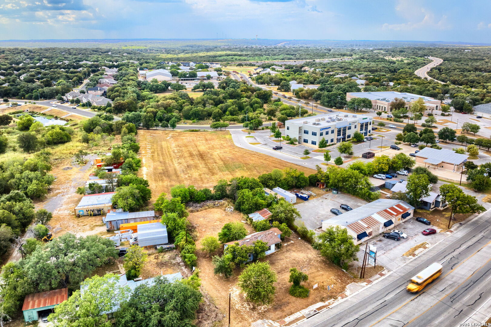 main property photo 3