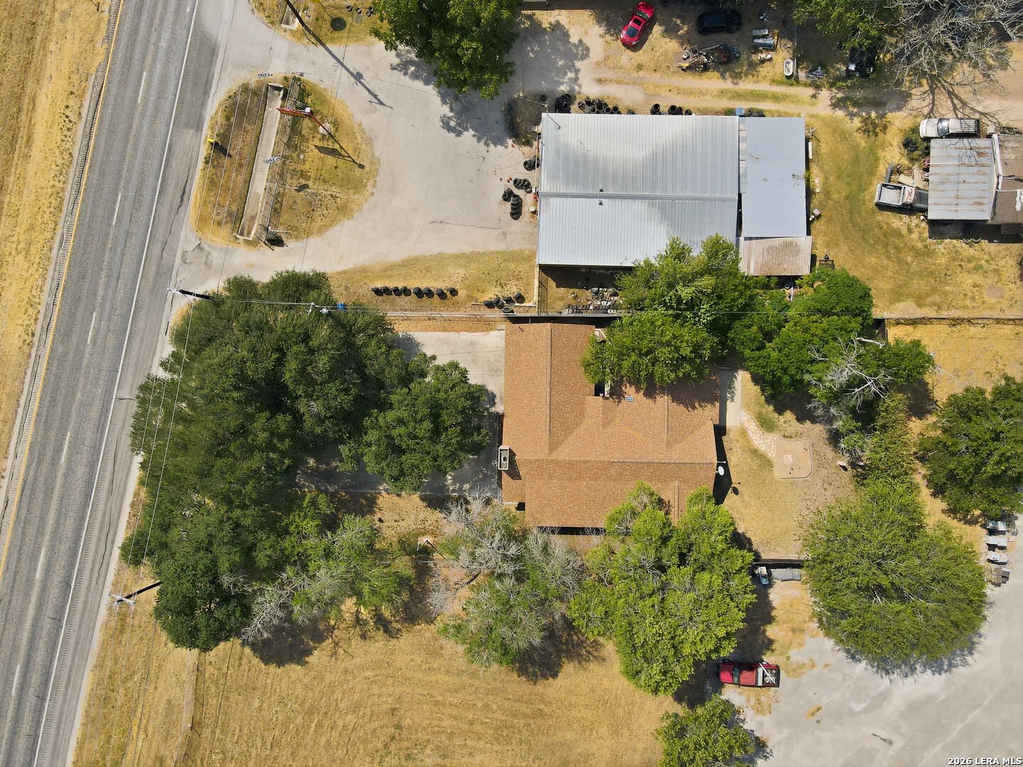 main property photo 51