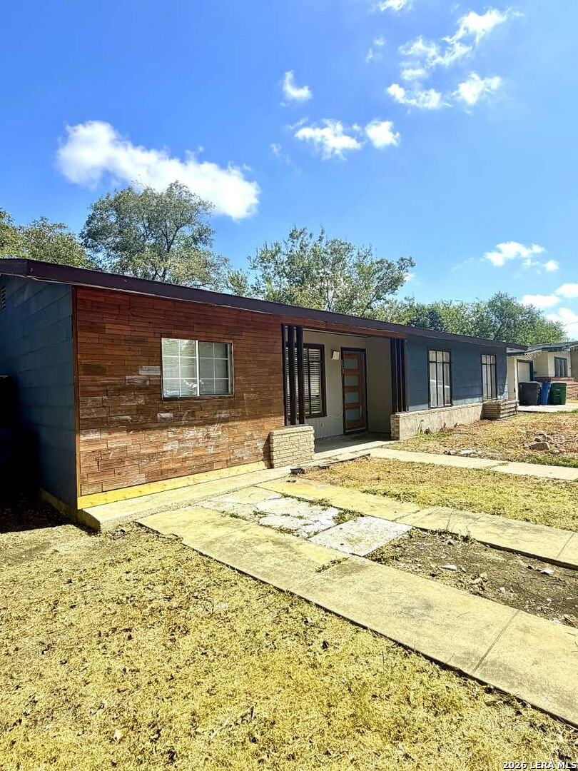 main property photo 1
