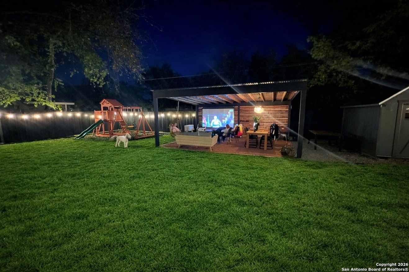 main property photo 18