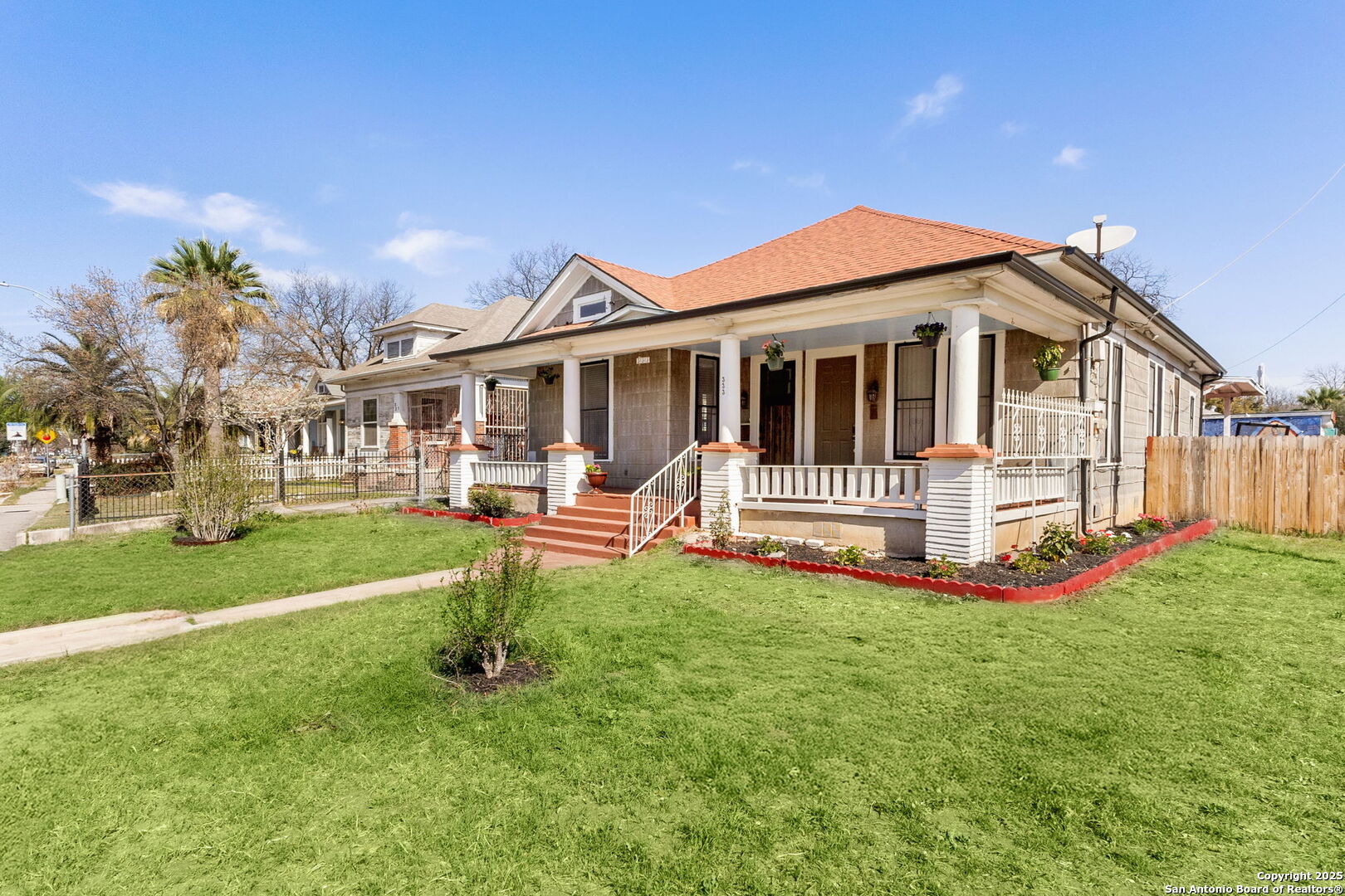 main property photo 33