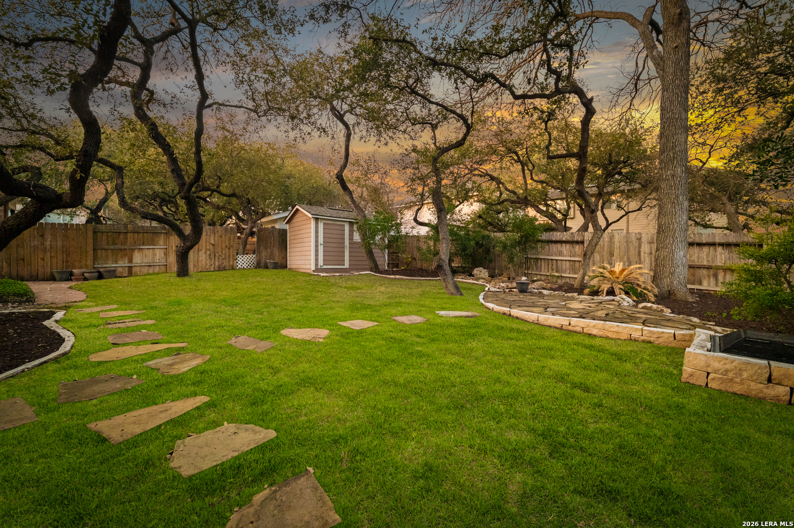 main property photo 37