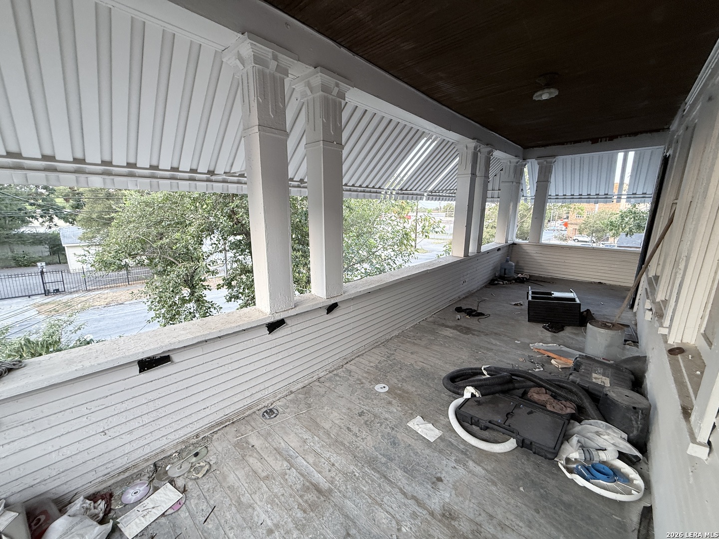 main property photo 22