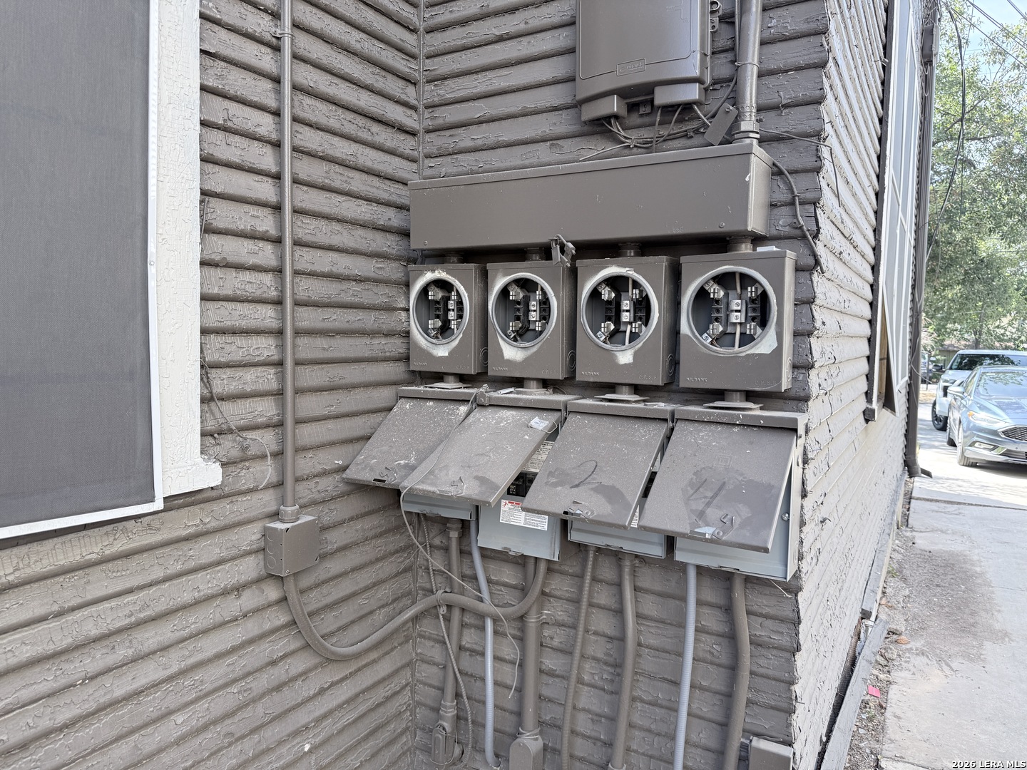 main property photo 50