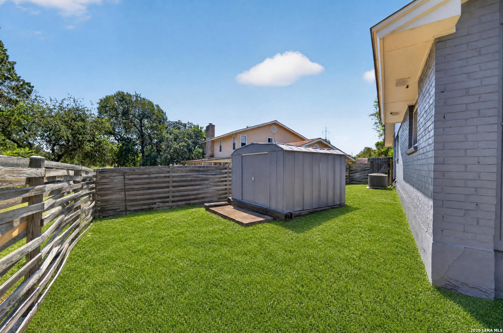 main property photo 25