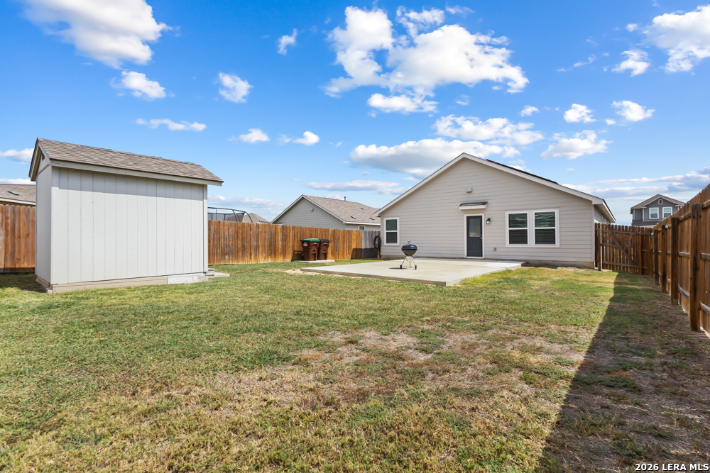 main property photo 28