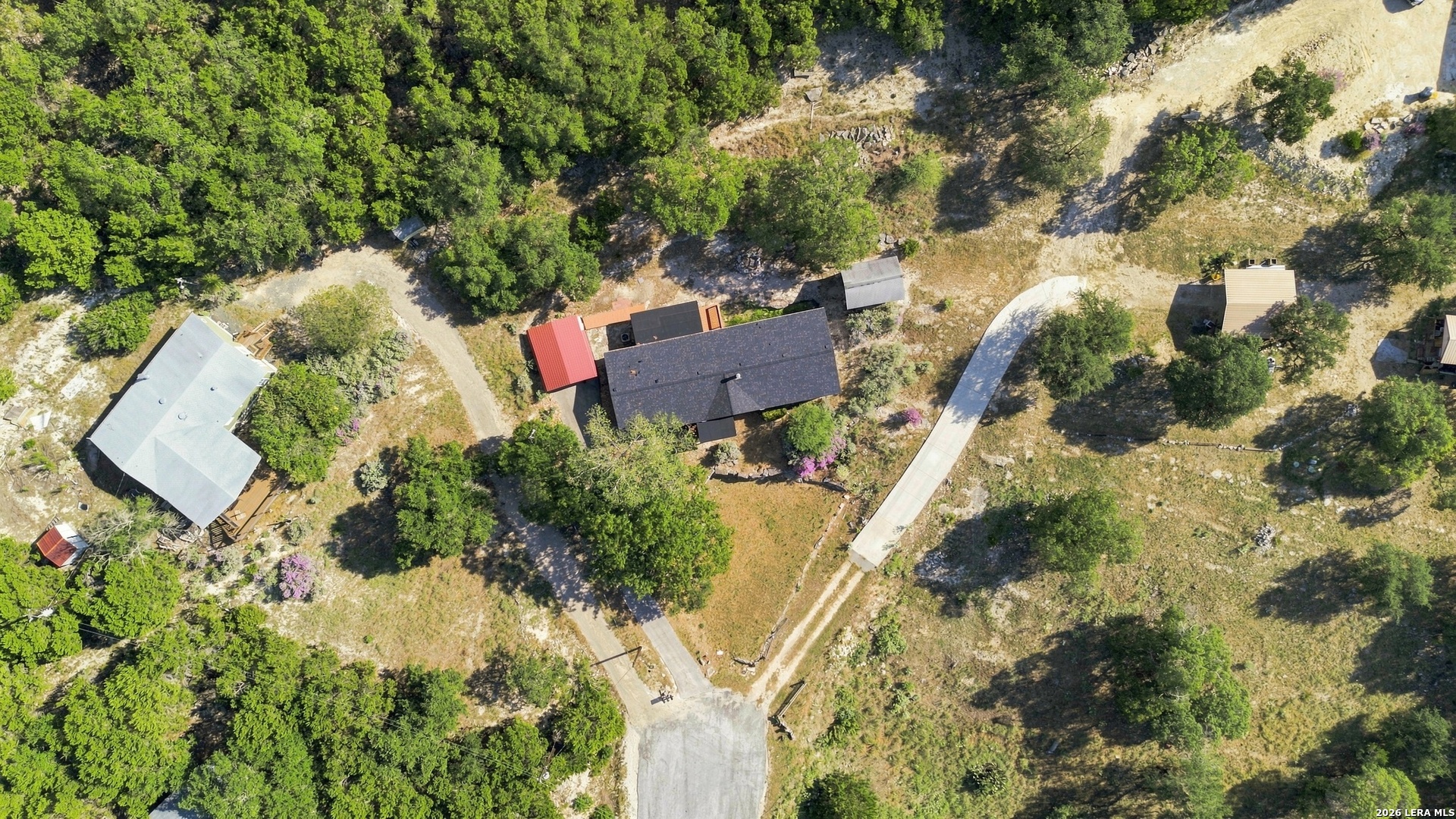 main property photo 25