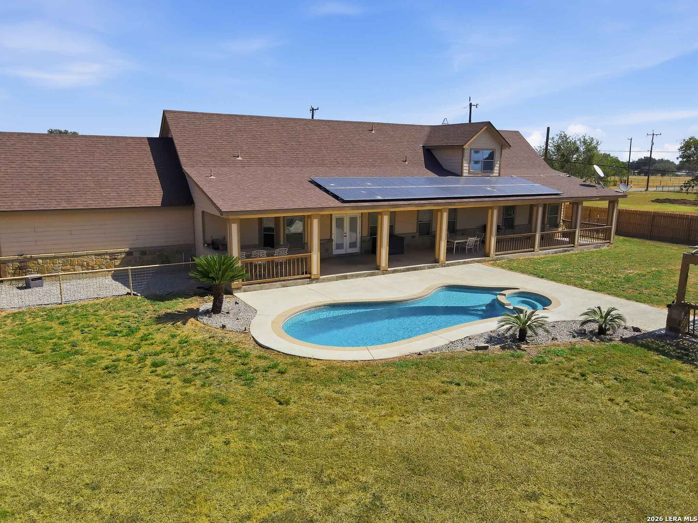 main property photo 44