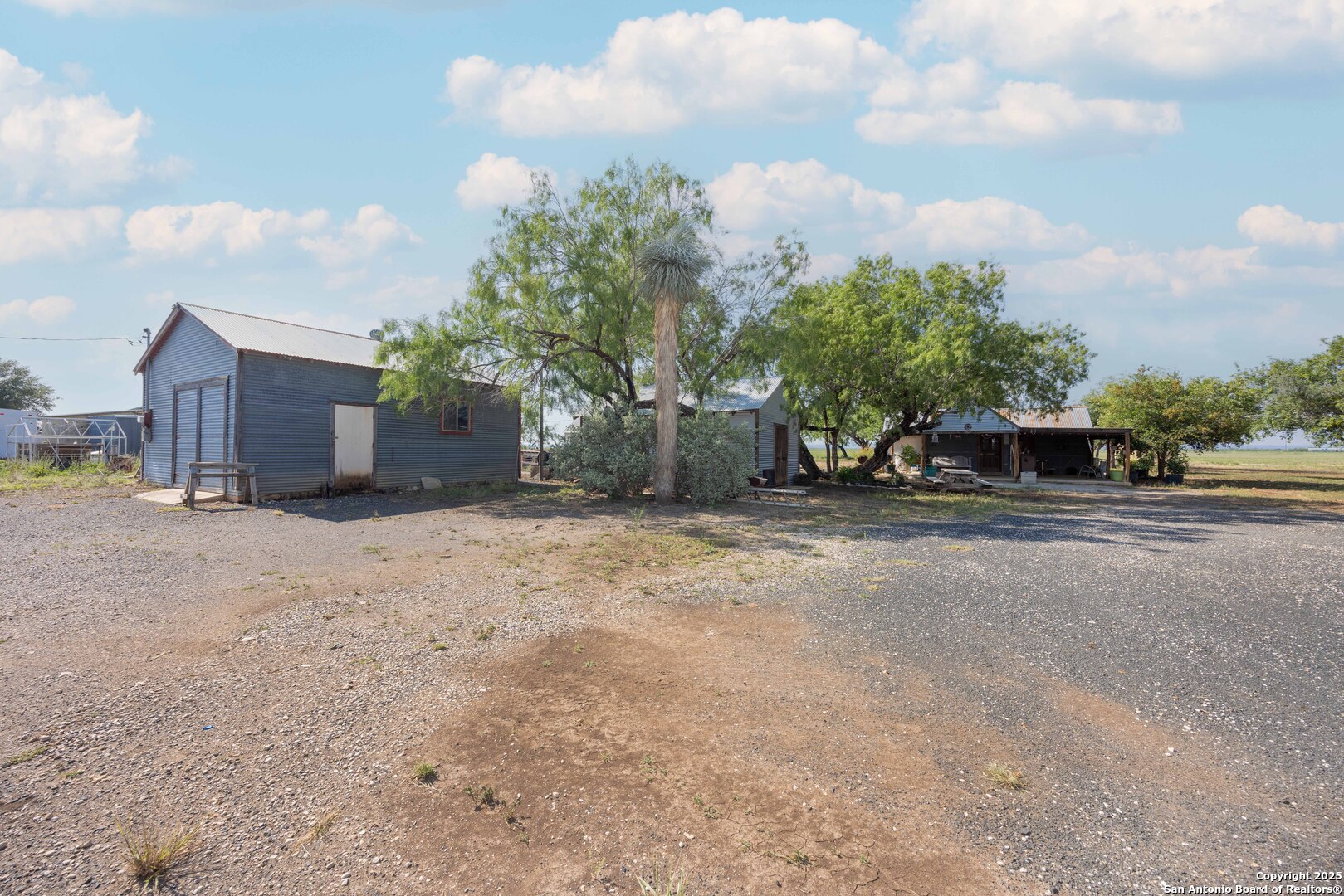 main property photo 21