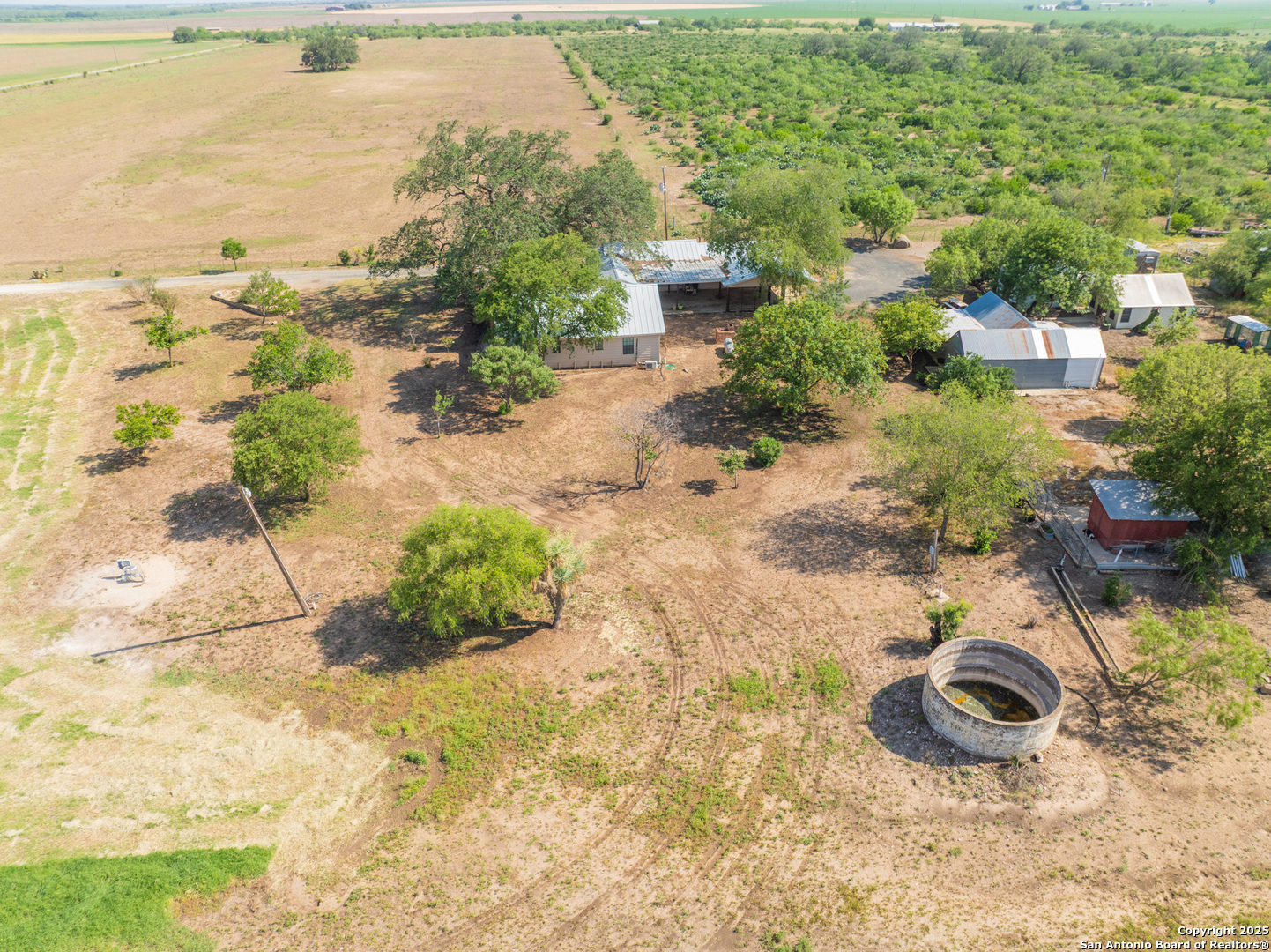 main property photo 41