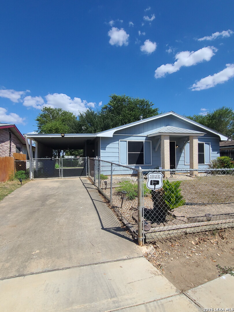 main property photo 3