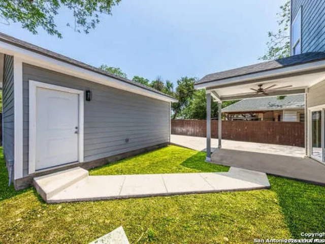 main property photo 20