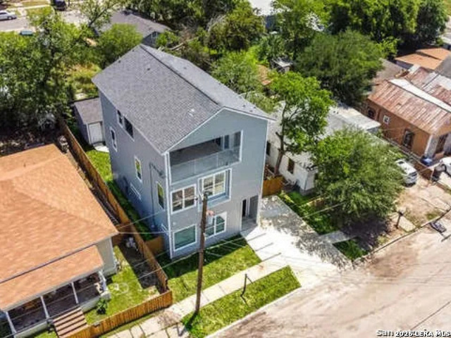 main property photo 22